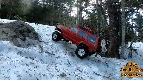 Jeep Cherokee Scx10 .. Snow/Bush Trailing