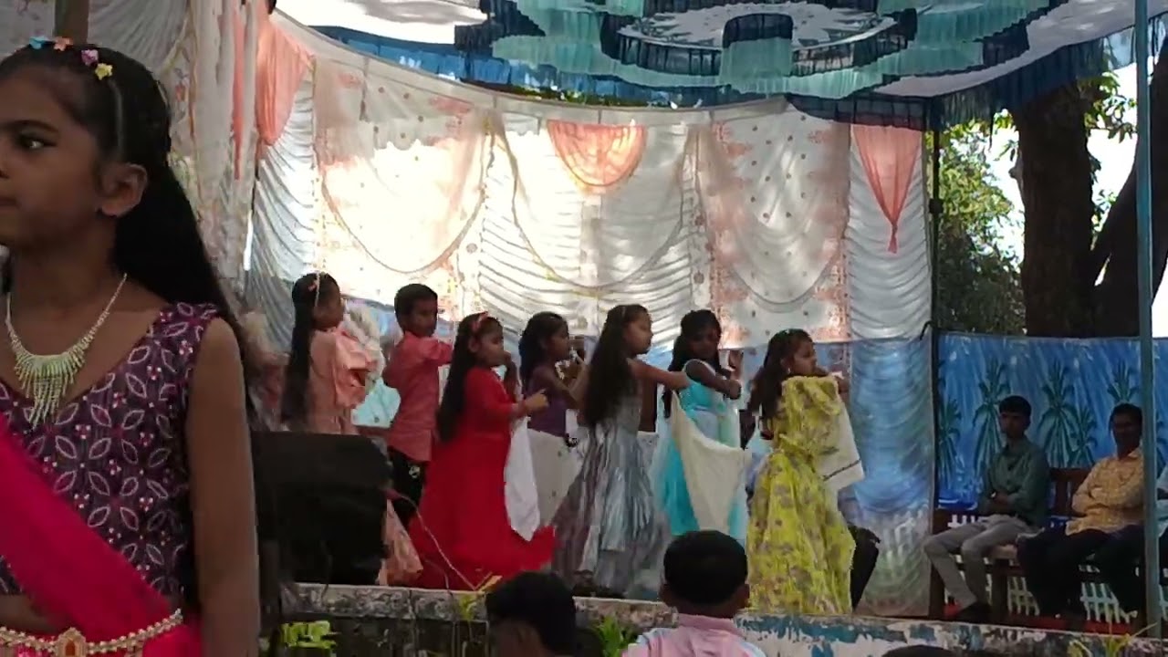 Naatal yeni ra gamit dance by children's group ll नाताल येनी रा ll (pipalwada stage program)