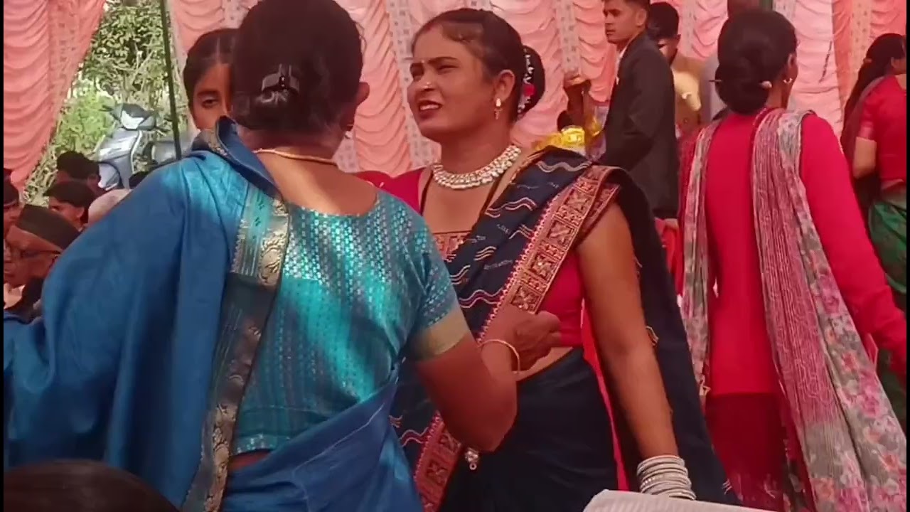 ऐसी बरात मैंने यहां पहली बार देखी दुल्हन को डोली में जाते हुए 🥰🎉💐🎊🥳