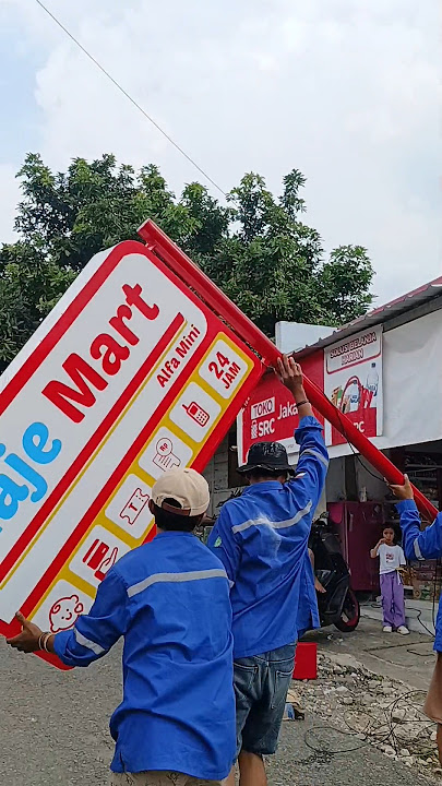 Make a Mini Alfamart Store in Front of My House😍 #vlogmini #elzoanvaya #alfamart #alfamartmini #v...