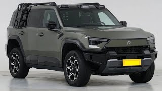 678 horsepower off-road SUV, can travel 215km without refueling, priced at nearly 1.4 billion VND