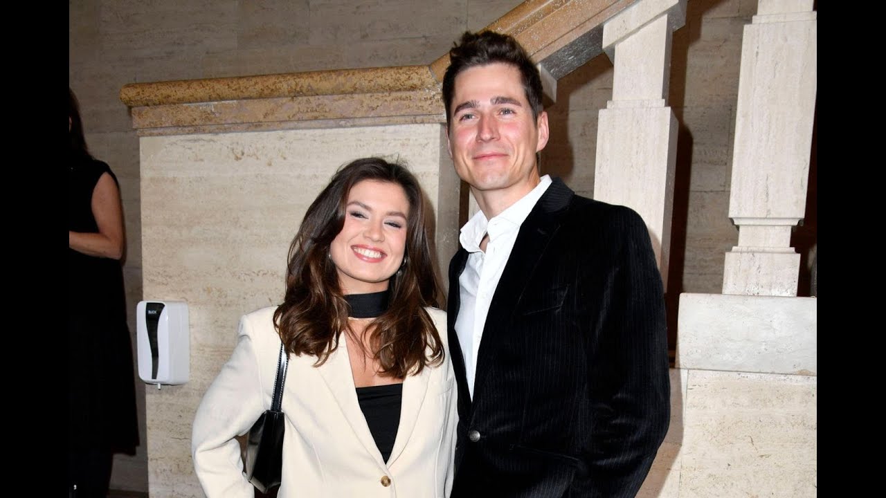 SHARON BERLINGHOFF + TIMOTHY BOLDT    Die Unter uns Stars haben sich getrennt