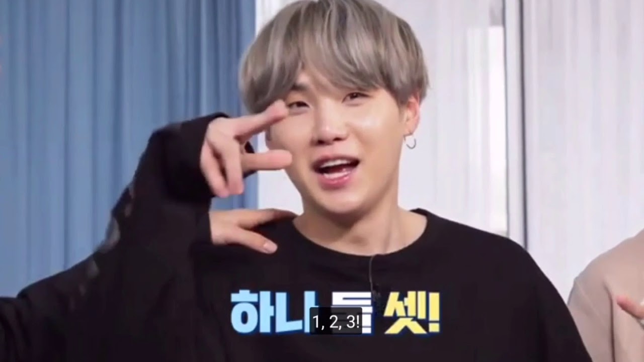 SUGA's cute dance and confident answer but wrong in  RUN BTS 117( so adorable of him🥰)