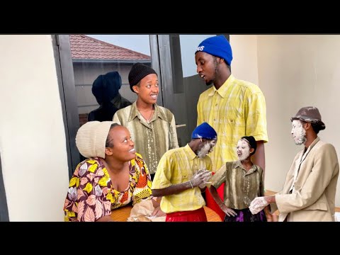 Mbega game😂manzere aramansuye merano yigize semuhungu 😂kampire nagasapo Ifu barayiriye turumirwa 😂