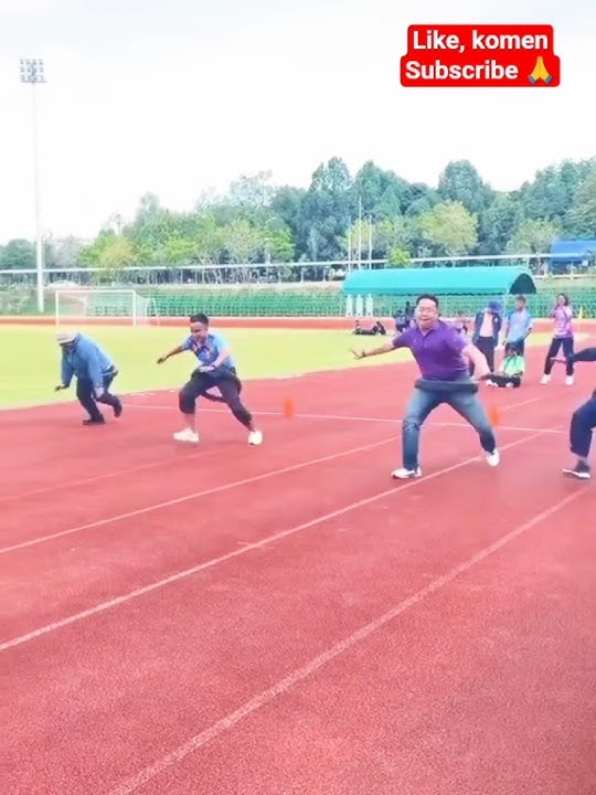 lomba 17san lomba lari pakai ban terlucu#shorts#viral#funny#lomba#game#kocak#lucu#subscribe#comedy