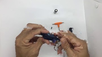 How to change auto gate remote control battery