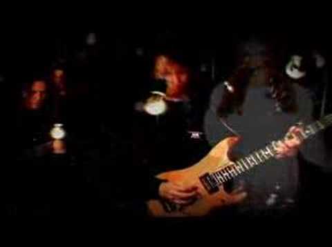 Guarda LION'S SHARE - Shadows su YouTube Guarda LION'S SHARE - Shadows su YouTube