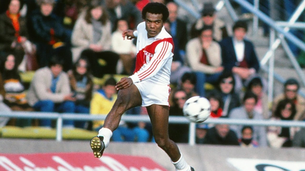 Teófilo Cubillas, El Nene [Best Goals]