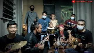 SEPOHON KAYU||cover pengamen||anak rantau TKI