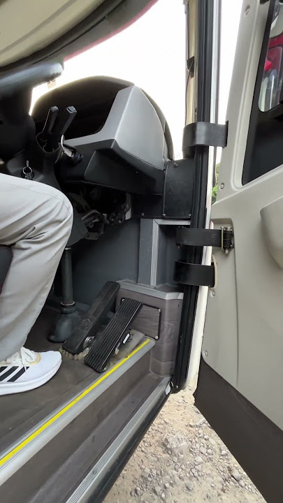 Pesona 2 Pedal Volvo ‼️ #bus #mahardhika #busmania #shorts