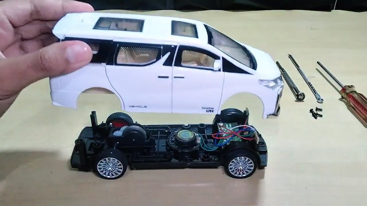BONGKAR MOBIL MEWAH! Toyota Alphard Diecast 1/32 || 高級車解体！1:32 トヨタ アルファード ダイキャスト