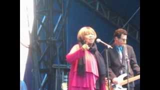 Creep Along Moses-Mavis Staples-Memphis In May 2013 (5/4)