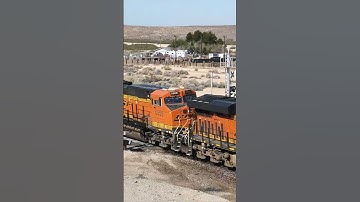 TRAIN SHORTS #00175 / BNSF TRAINS 2021 #train #canadiancompany #automobile