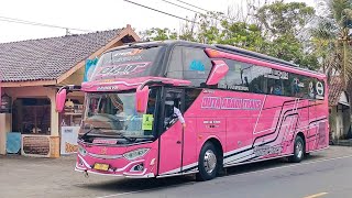 BUS PESANTREN WISATA & DUTA ABADI TRANS.menuju Parangtritis. salam telolet tinggalkan parkir