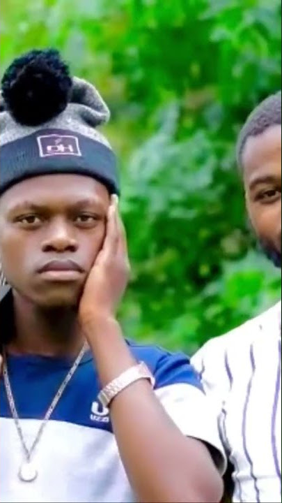 Ngiphume ngewindi/Stress pose