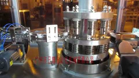 Automatic flip top cap closing machine