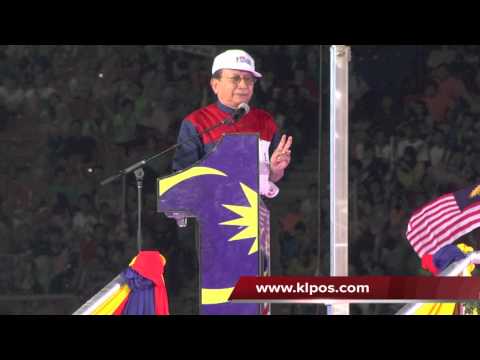 Semua Rakyat Malaysia Pejuang Kemerdekaan - Rais Yatim 31/8/2012