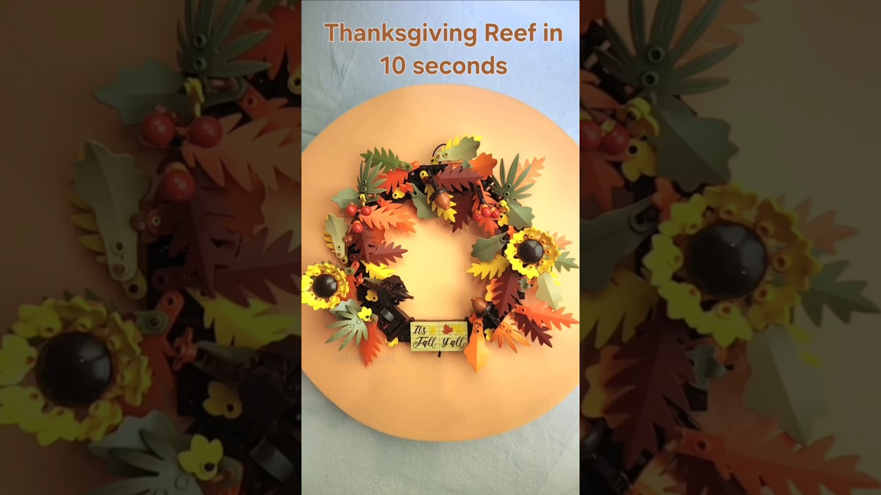 LEGO Thanksgiving wreath 🍂🦃 Would you hang this? 