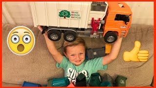 Toy Garbage Truck Trash Dumping! | Garbage Truck Videos