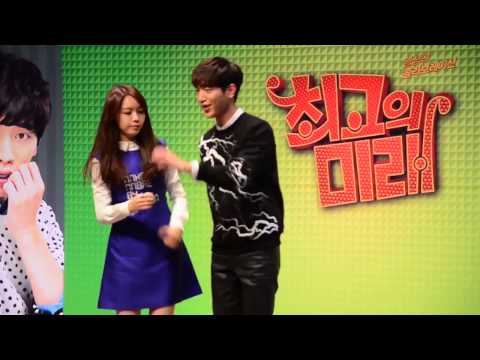 Minah Girl s Day 걸스데이 민아 Couple Shot @ Showcase of Samsung Web Drama