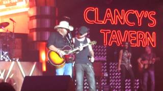 Toby Keith and Brantley Gilbert WHISKEY GIRL in VEGAS chords