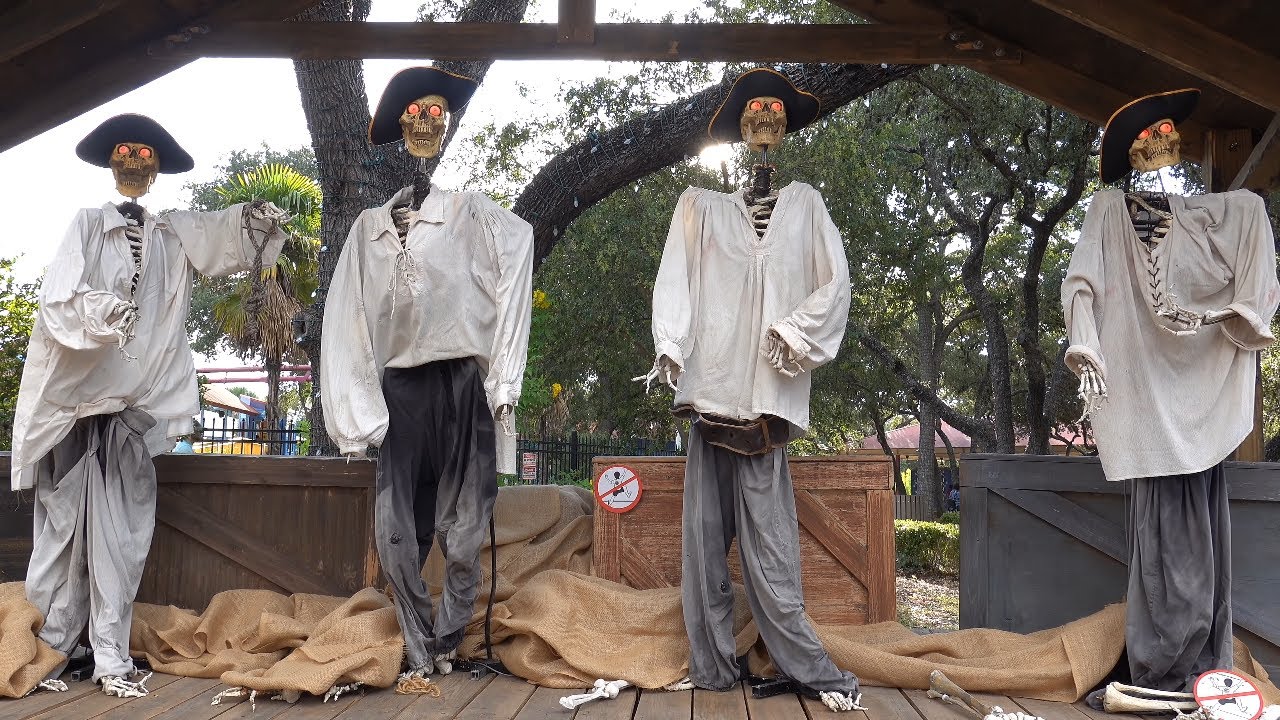 SeaWorld Howl-O-Scream Opening Weekend Scares & Tears San Antonio