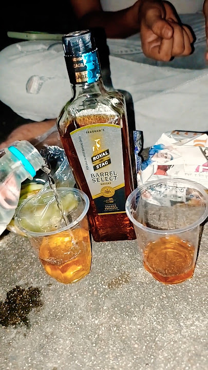 Mujhko peena hai peene do/Royal Stag barrel/Daru status/Daru party #shorts #ytshort #whiskey