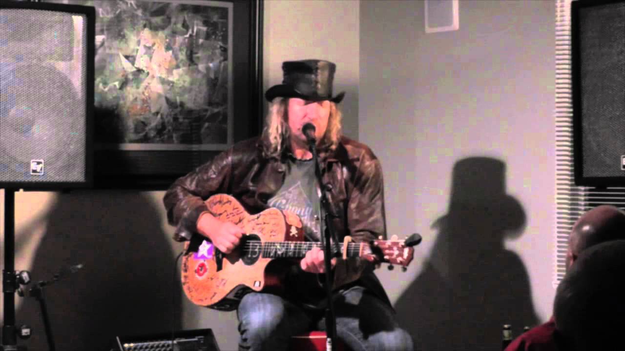 Up To The Depths by Anthony Smith auf YouTube ansehen Up To The Depths by Anthony Smith auf YouTube ansehen