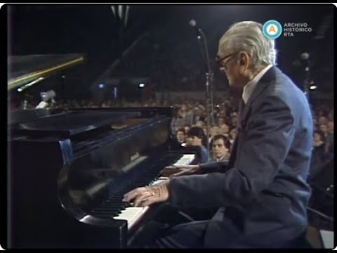 Festival SADAIC de la Solidaridad (1990) at Luna Park, Buenos Aires