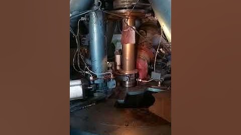 Batch type sugar centrifugal machine