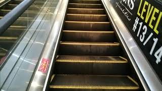 Jb city square hitachi escalator