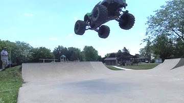 Traxxas Rustler and X-Maxx at skate park