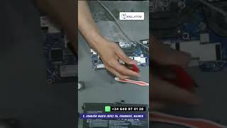 Your Lenovo Yoga 730 won't turn on? 🔧 Here's how we fix it