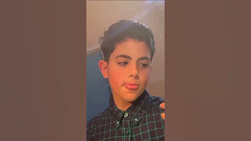 طفل يحاول يعمل سكس 
