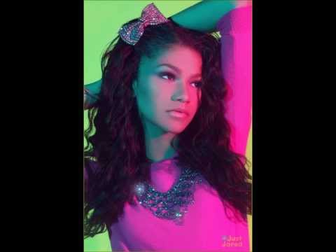Zendaya - I'm Back (Audio + Pics) - YouTube