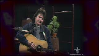 Video thumbnail of "John Prine Performs “Illegal Smile” In 1972 Underground News Broadcast"