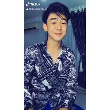 Tik Tok Hisham selebgram malaysia😍