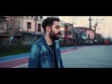 حالات واتس اب طارق   بحبك كلمة ببدا فيها تراكي بحبك مستحيل بيوم اني انساكي