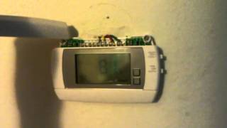 programmable thermostat troubleshoot