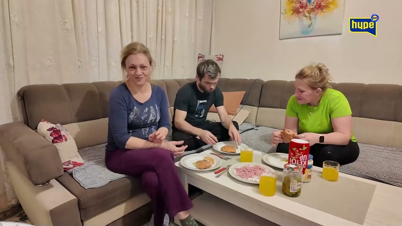 Harmony svi sad jest da ne počne MARISOL? JA KAD VRISN3M?