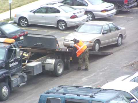 THE TOW TRUCK - YouTube