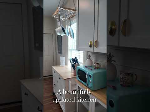 Renovated 3-Bedroom Home in Savannah, GA | 1209 E. Anderson Street