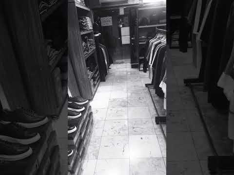 چون درست زمانی که با شما بوده با یکی دیگم تیک زده میخاد یه کم اونور راحت باشه سبک سنگین کنه