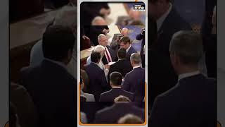 US Congressmen line up to take autographs and selfies with PM Modi | News9 screenshot 1