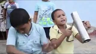 Video thumbnail of "Dos Niños Alaban a Dios"