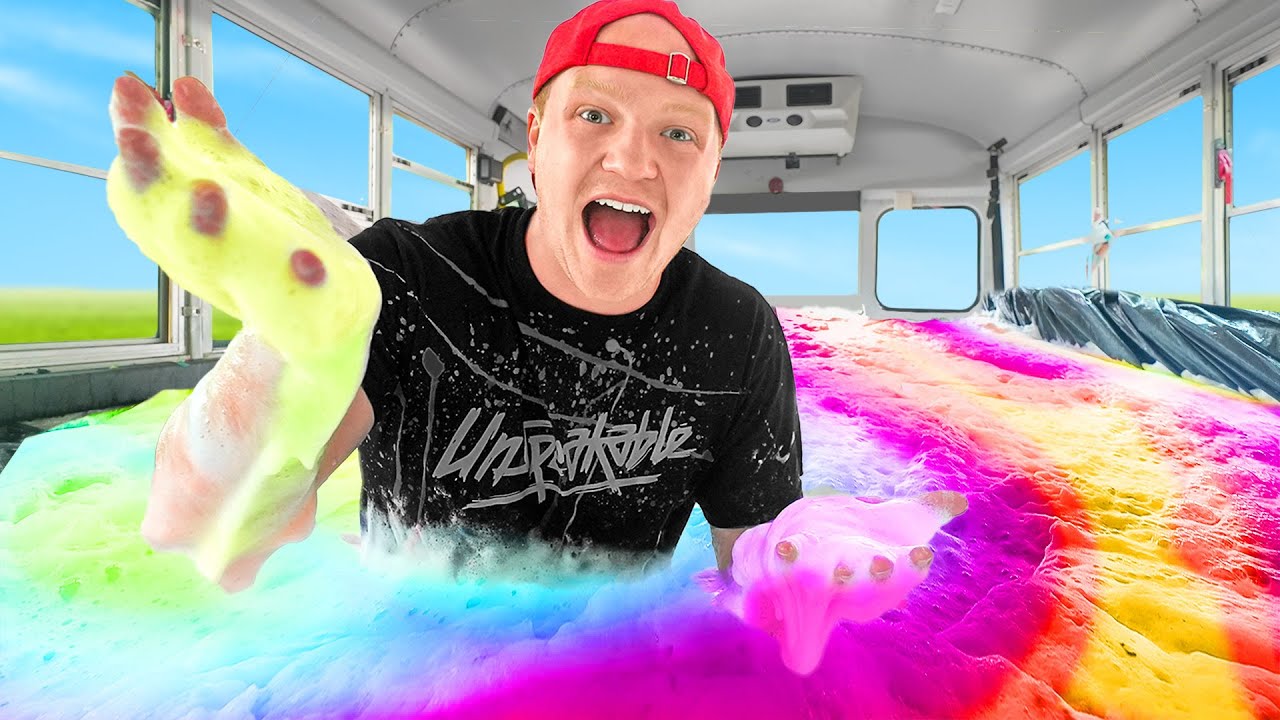 I Filled My School Bus with 1000 Bath Bombs
