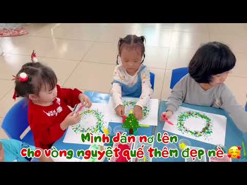 🎄 Các bé lớp Chồi 2 khéo léo tạo hình vòng nguyệt quế, cùng nhau đón Giáng Sinh thật vui và ý nghĩa 💕