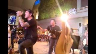 Killing Me Inside (Ft Sansan, DiegoShefa - Tormented)   Young Blood Live Summarecon BekasiClothing