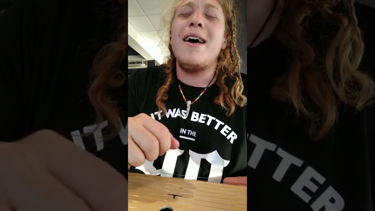 let's worship with my lap harp at McDonald's (here I am to worship) 