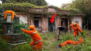 SHOCKING Haunted Abandoned House Encounter Goes Wrong | The Terrifying Moment a Ghost Is Seen!